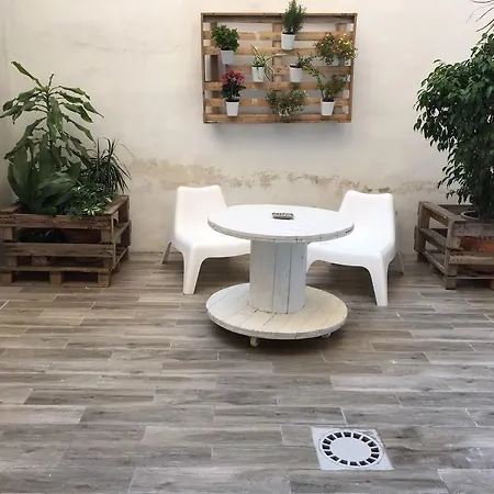Domus Loft Zona Pechina Apartment *